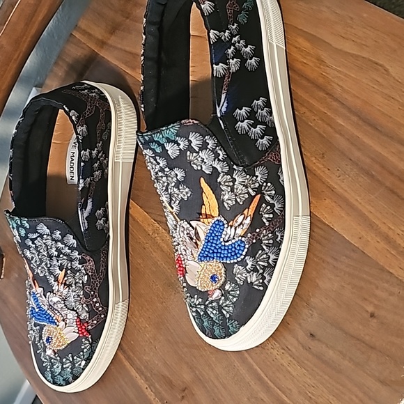 Steve Madden 9.5 Gwen Beaded Flats - Picture 2 of 5